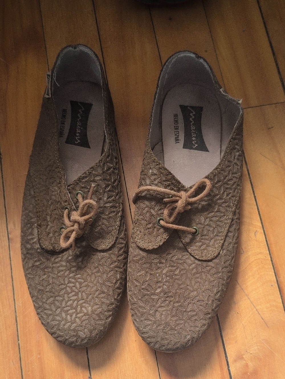 Maians Brown Textured Floral-Embossed Casual Lace-Up Loafers